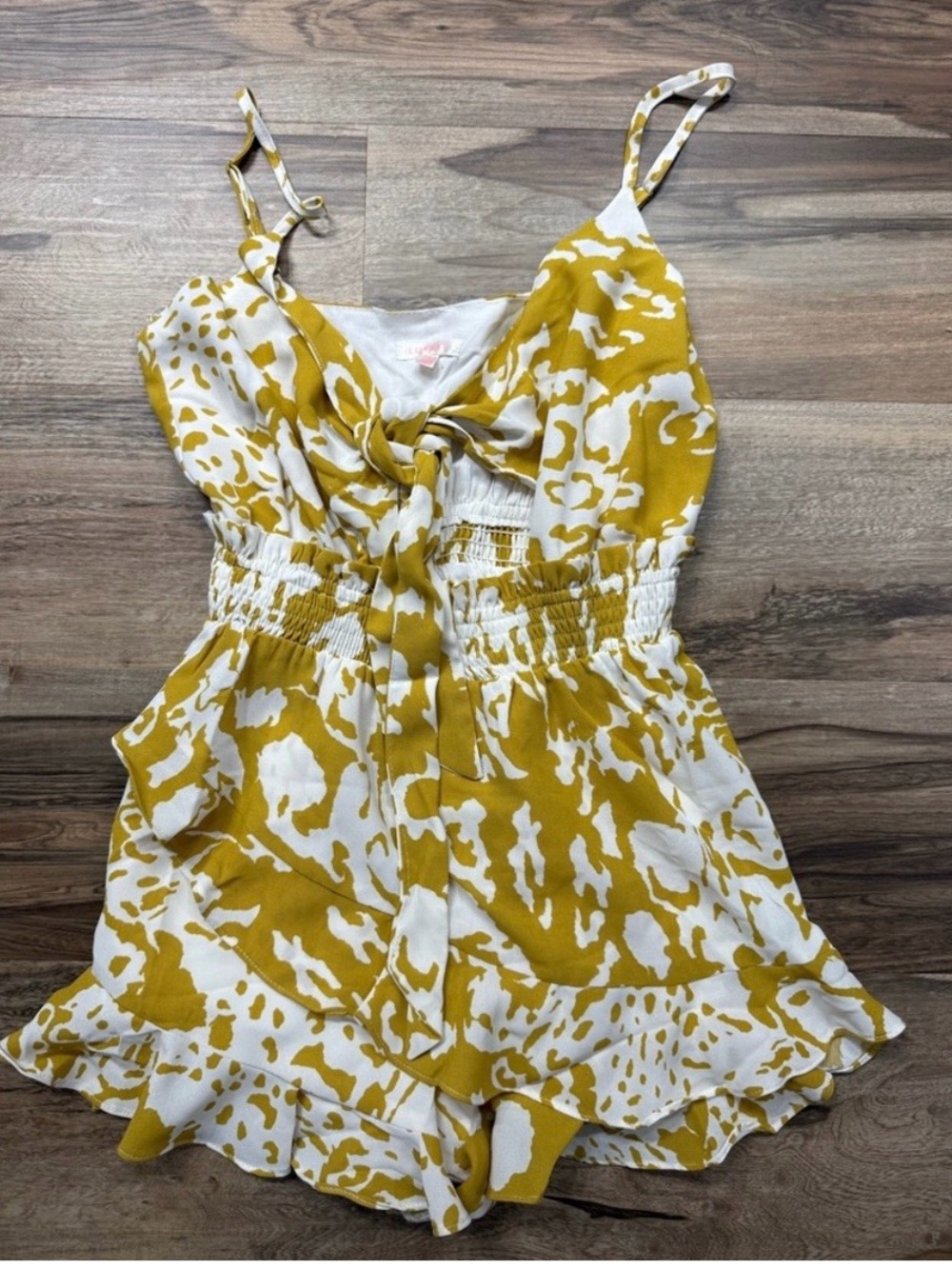 Women’s Mustard & White Tie-Front Romper NWOT